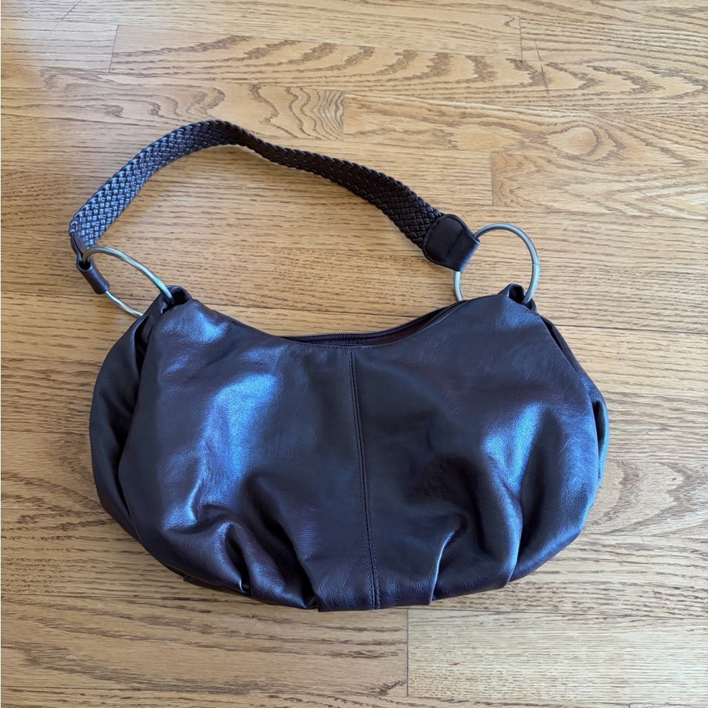 Elegant Brown and Black Leather Handbags - Picture 9 of 13